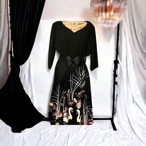 Swan Design Pin Up Style Dress Size 4XL